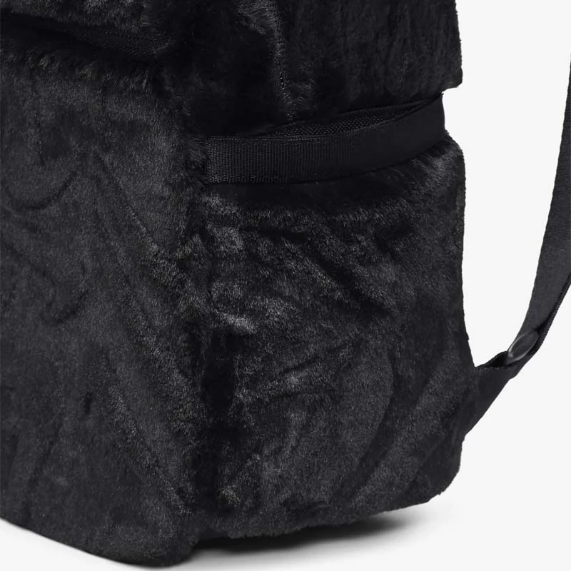 Дамска Раница Nike NK NSW FUTRA FUR MINI BPK Дамска Раница Nike NK NSW FUTRA FUR MINI BPK