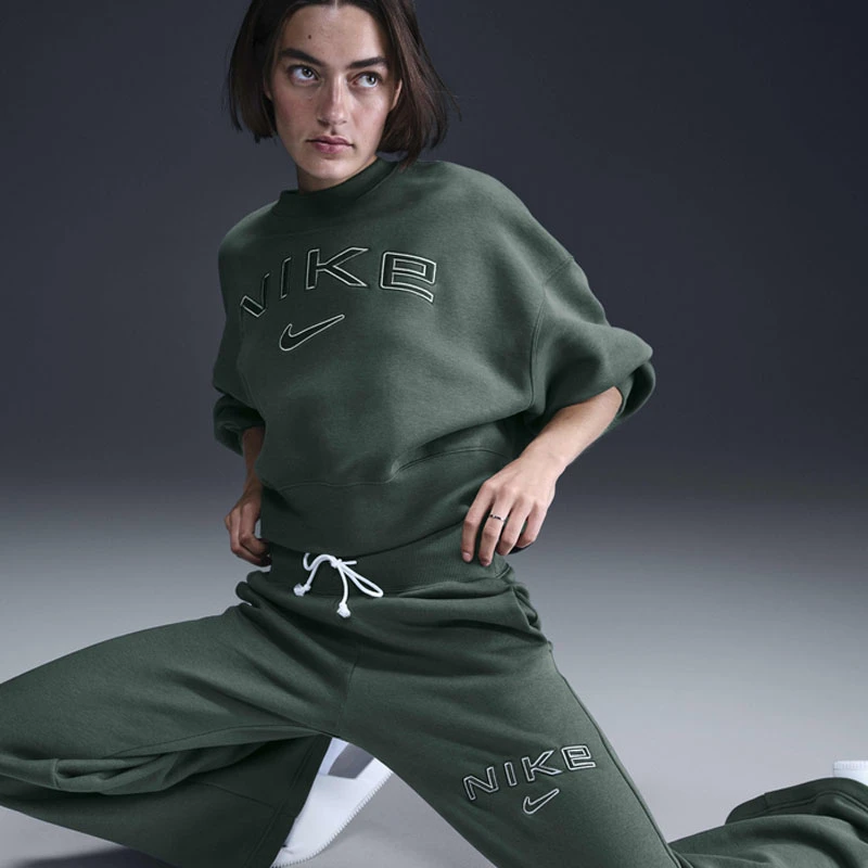 Дамско Долнище Nike W NSW PHNX FLC HR LOGO PNT WDE Дамско Долнище Nike W NSW PHNX FLC HR LOGO PNT WDE