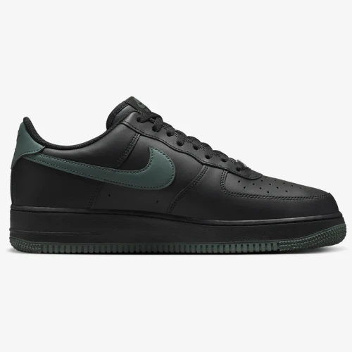Мъжки Обувки Nike AIR FORCE 1 07