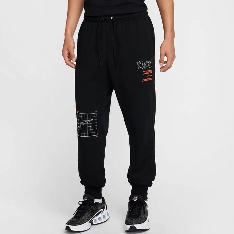 Мъжко Долнище Nike M NK CLUB FT JGGR MOON GFX Мъжко Долнище Nike M NK CLUB FT JGGR MOON GFX