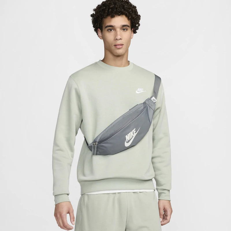 Чанта Nike NK HERITAGE WAISTPACK Чанта Nike NK HERITAGE WAISTPACK