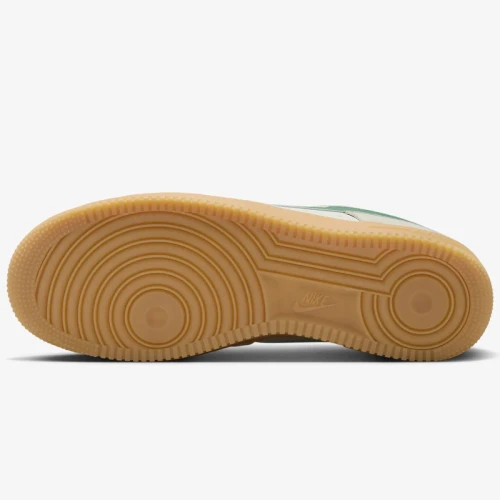 Мъжки Обувки Nike AIR FORCE 1 '07 LV8 ESS+