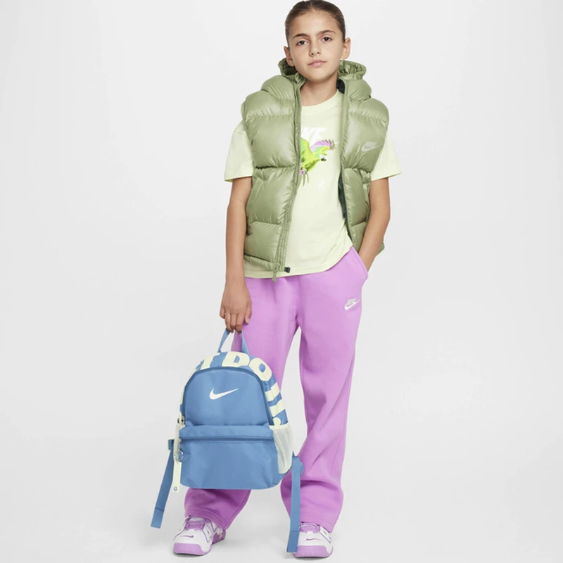 Раница Nike Y NK BRSLA JDI MINI BKPK Раница Nike Y NK BRSLA JDI MINI BKPK