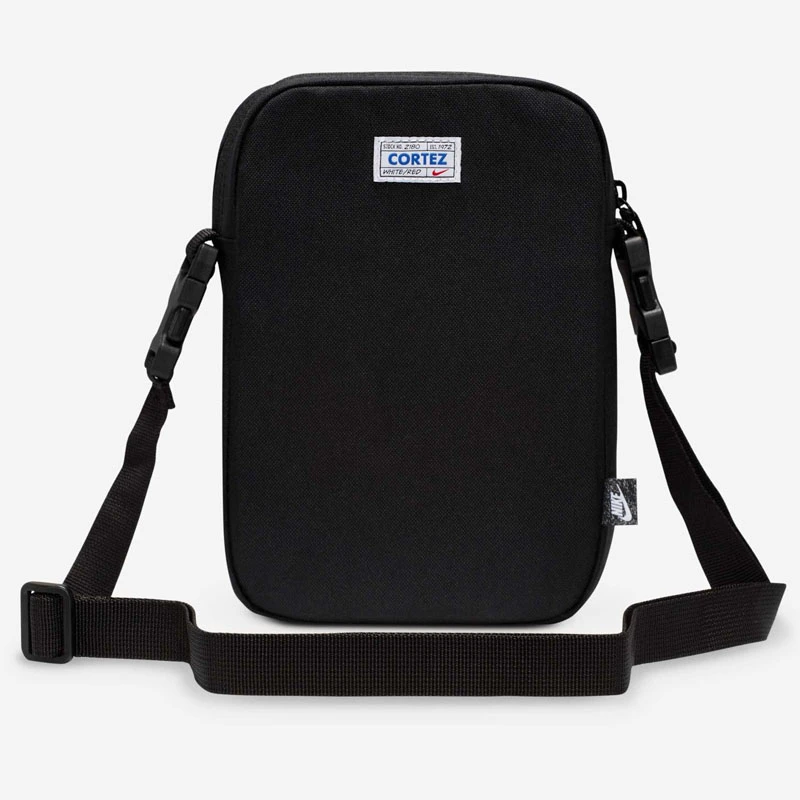 Чанта Nike NK HRTGE CRSSBY-CORTEZ PTCH - HM4415-010 Чанта Nike NK HRTGE CRSSBY-CORTEZ PTCH - HM4415-010