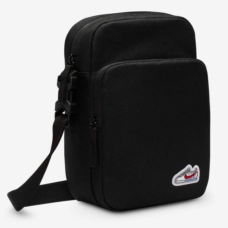 Чанта Nike NK HRTGE CRSSBY-CORTEZ PTCH - HM4415-010 Чанта Nike NK HRTGE CRSSBY-CORTEZ PTCH - HM4415-010