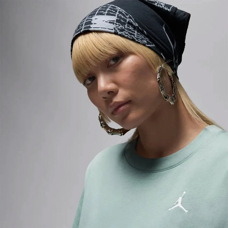 Дамска Тениска Nike W J BRK ESS SS GF TEE 23 - FN4500-017 Дамска Тениска Nike W J BRK ESS SS GF TEE 23 - FN4500-017