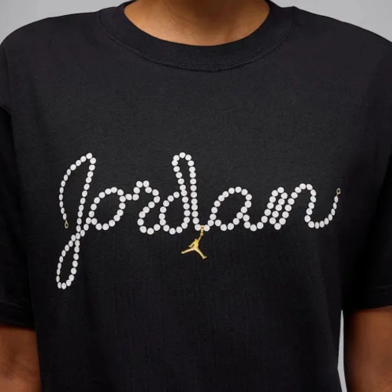 Дамска Тениска Nike W J BRK SS GF GFX TEE AJXI - HV0445-010 Дамска Тениска Nike W J BRK SS GF GFX TEE AJXI - HV0445-010