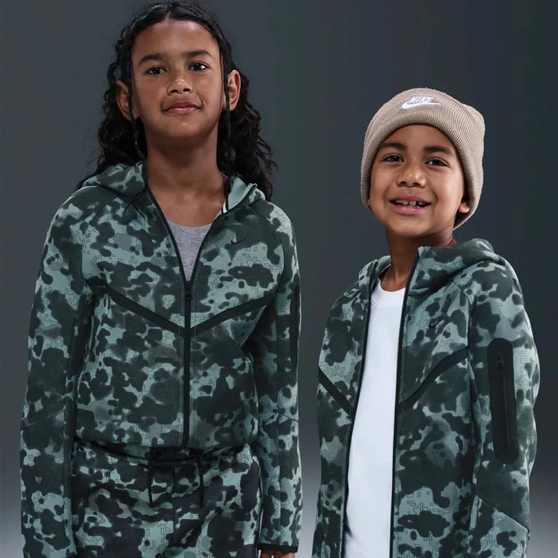 Детски Екип Nike B NSW TECH FLC FZ SSNL - PD - HQ8891-017 Детски Екип Nike B NSW TECH FLC FZ SSNL - PD - HQ8891-017