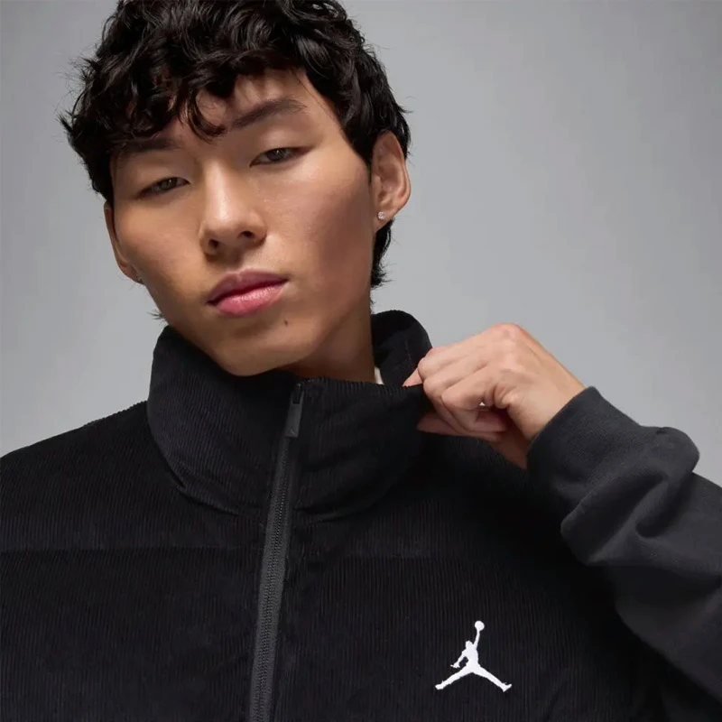 Мъжки Елек Nike M J FLT DOWN VEST - HV0534-010 Мъжки Елек Nike M J FLT DOWN VEST - HV0534-010