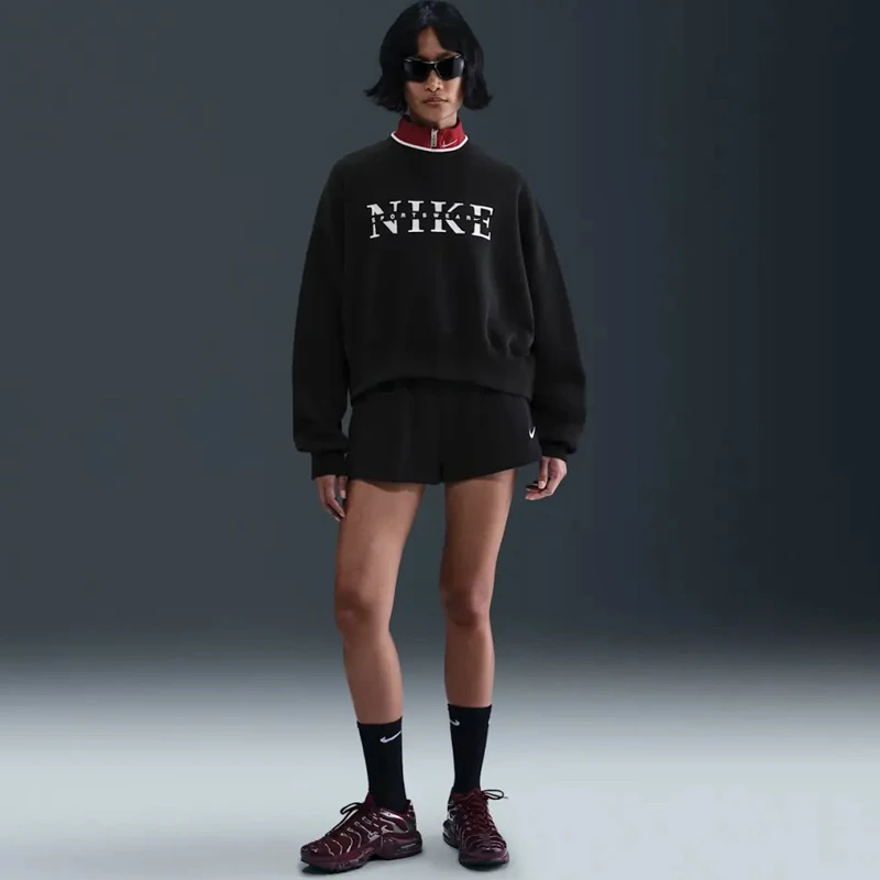 Дамска Блуза Nike W NSW PHNX FLC CREW GLS - IH4056-010 Дамска Блуза Nike W NSW PHNX FLC CREW GLS - IH4056-010