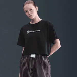 Дамска Тениска Nike W NSW CLUB SS CROP TEE CC - HV4947-010