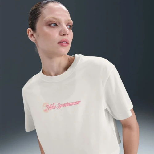 Дамска Тениска Nike W NSW CLUB SS CROP TEE CC - HV4947-110