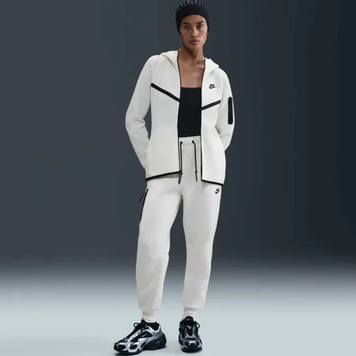 Дамски Екип Nike W NSW TCH FLC WR FZ HDY 2 - HV6747-133