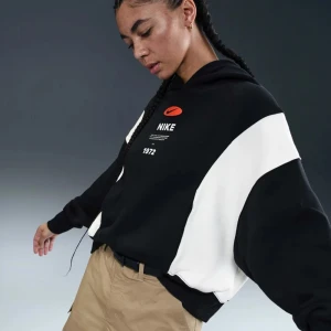 Дамски Суичър Nike W NSW PHNX FLC REMIX OOS HDY - IH8516-010