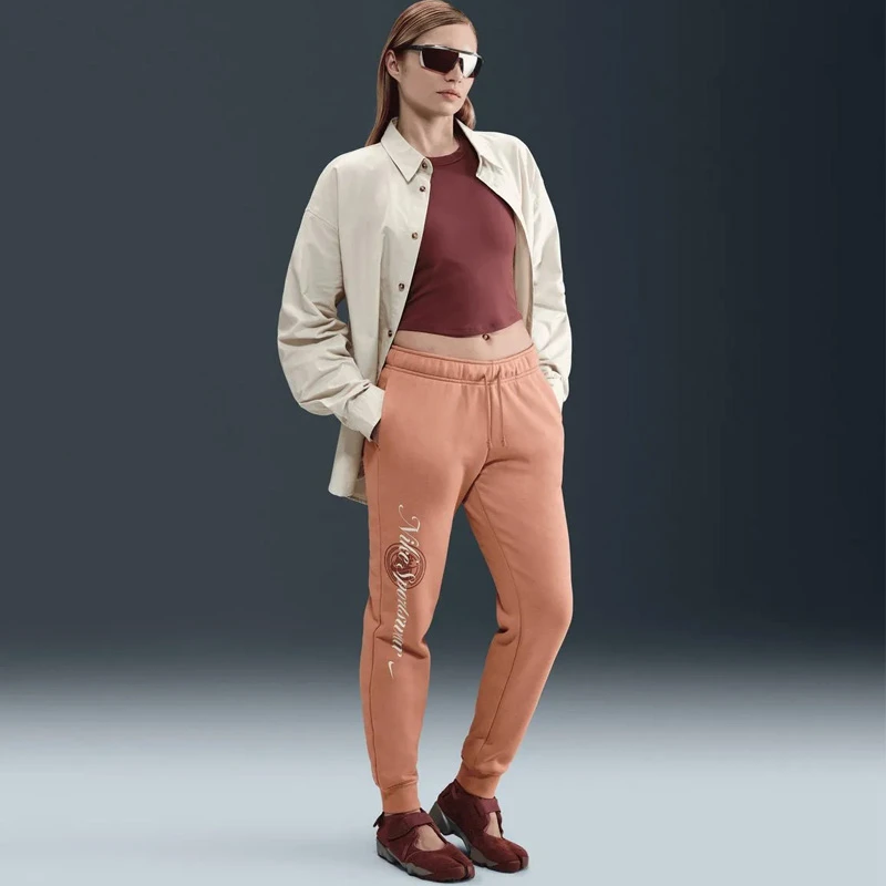 Дамско Долнище Nike W NSW CLUB FLC GX STD PANT - HV2346-688 Дамско Долнище Nike W NSW CLUB FLC GX STD PANT - HV2346-688