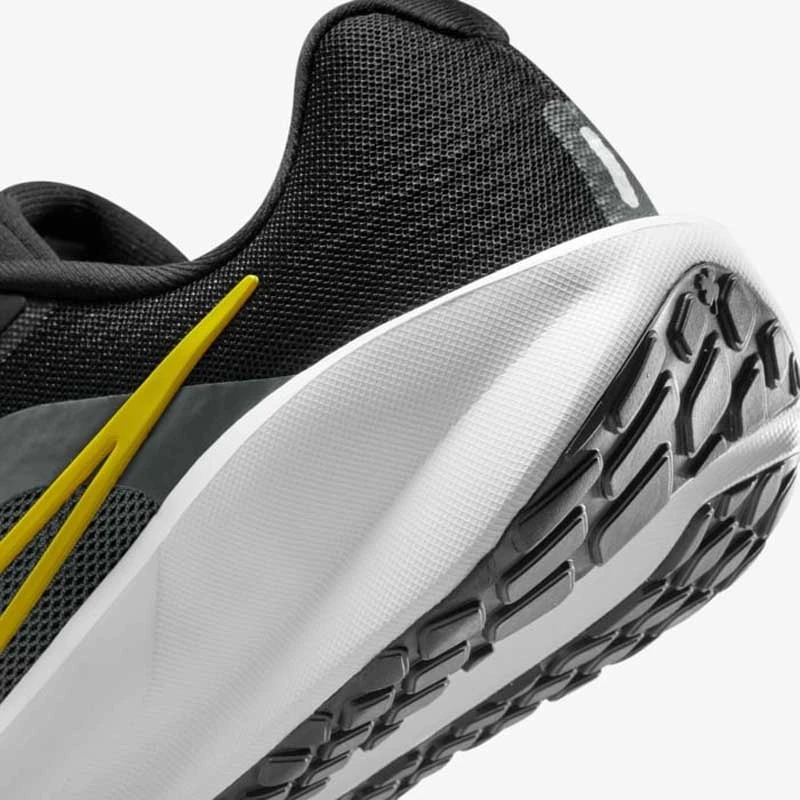 Мъжки Маратонки Nike DOWNSHIFTER 13 - FD6454-014 Мъжки Маратонки Nike DOWNSHIFTER 13 - FD6454-014