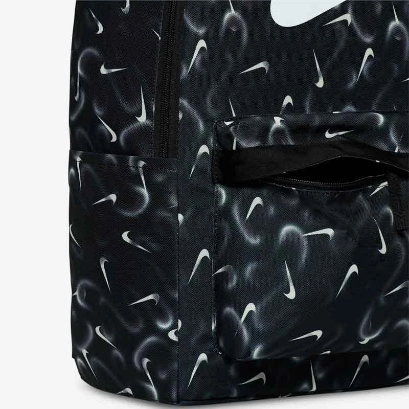Раница Nike NK HERITGE BKPK-AIRBRUSH - HV6611-010 Раница Nike NK HERITGE BKPK-AIRBRUSH - HV6611-010
