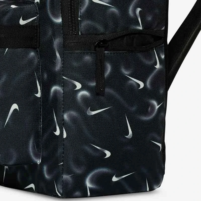 Раница Nike NK HERITGE BKPK-AIRBRUSH - HV6611-010 Раница Nike NK HERITGE BKPK-AIRBRUSH - HV6611-010