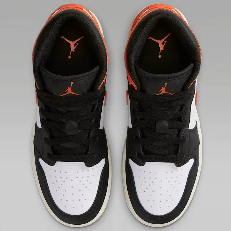 Спортни Обувки Nike AIR JORDAN 1 MID BG - DQ8423-801 Спортни Обувки Nike AIR JORDAN 1 MID BG - DQ8423-801