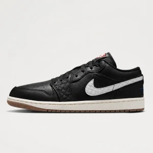 Мъжки обувки Nike AIR JORDAN 1 LOW SE - IO2047-001