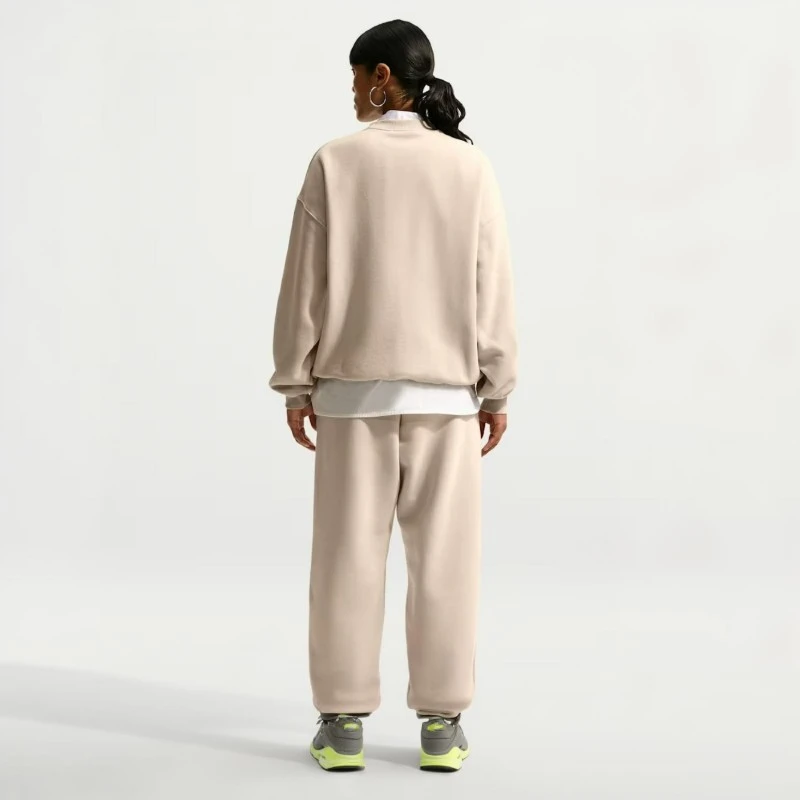 Дамско долнище Nike W NK STDO FLC MW HR OS CFF PNT - IM8074-236 Дамско долнище Nike W NK STDO FLC MW HR OS CFF PNT - IM8074-236