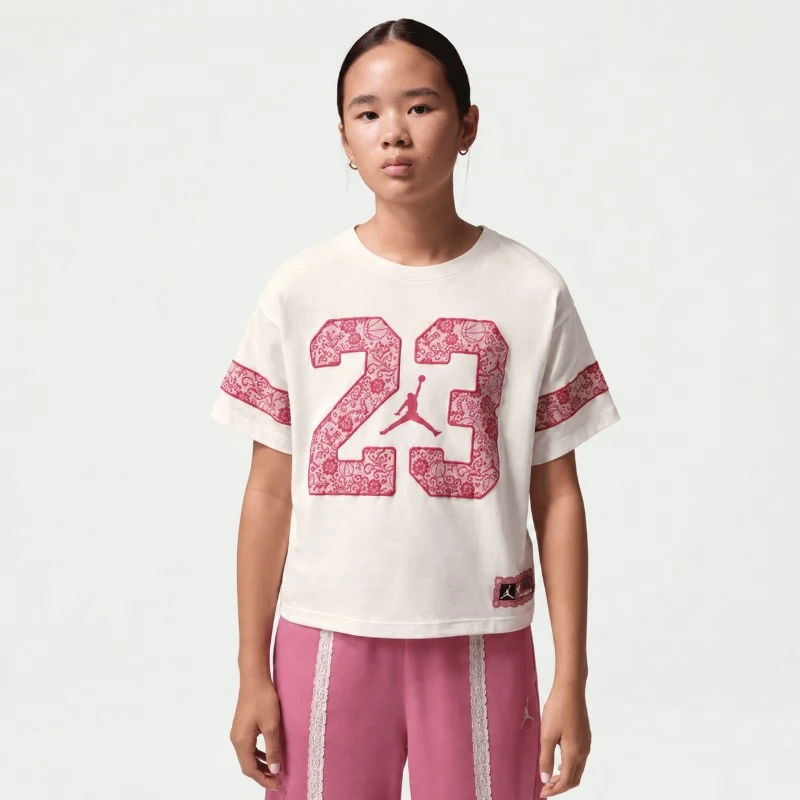 Детска тениска Nike Jordan JDG FLOWER LACE - 45G053-W9R Детска тениска Nike Jordan JDG FLOWER LACE - 45G053-W9R