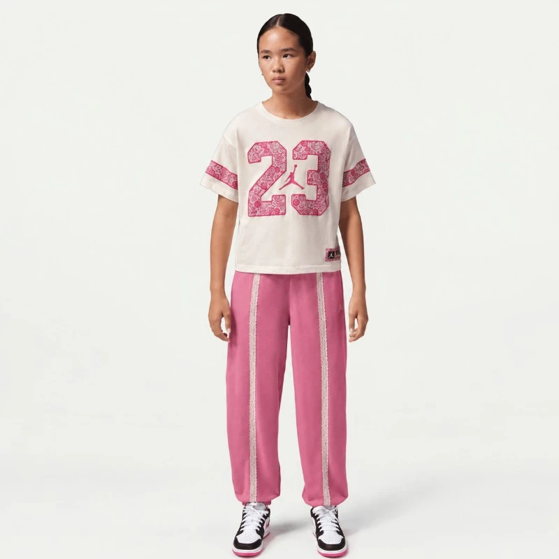 Детска тениска Nike Jordan JDG FLOWER LACE - 45G053-W9R Детска тениска Nike Jordan JDG FLOWER LACE - 45G053-W9R