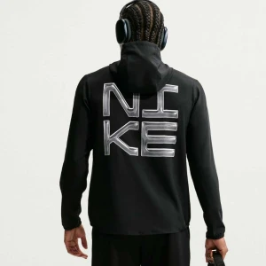Мъжко яке Nike M NK DF FORM GFX JACKET - IM3607-010