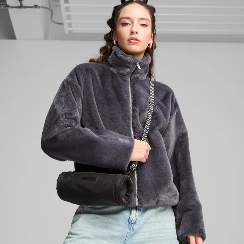 Дамска Чанта Puma Classics Reloaded Cross Body Bag Дамска Чанта Puma Classics Reloaded Cross Body Bag