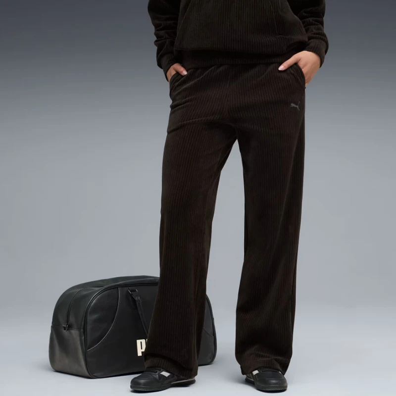 Дамско Долнище Puma ESS ELEVATED Velour Rib Straight Leg Pant - 688108-01 Дамско Долнище Puma ESS ELEVATED Velour Rib Straight Leg Pant - 688108-01