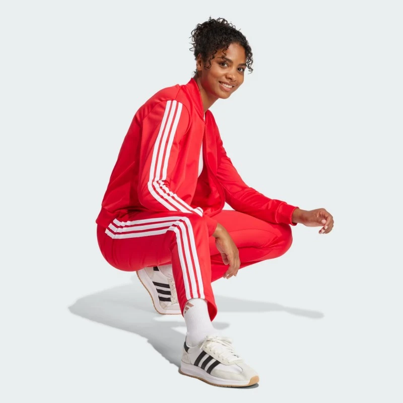 Дамски екип adidas W ESS 3S TS PURRUB/WHITE - JD2684 Дамски екип adidas W ESS 3S TS PURRUB/WHITE - JD2684