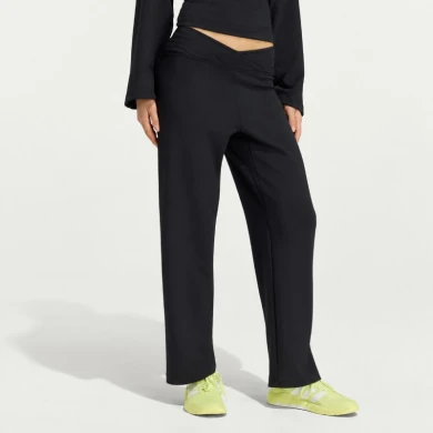 Дамско долнище Adidas MOTION ESS P BLACK - KV3896
