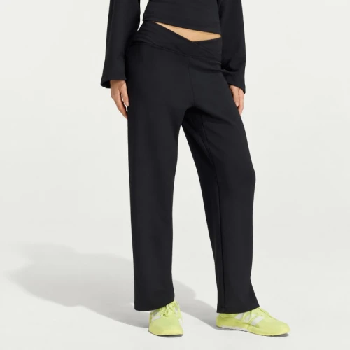 Дамско долнище Adidas MOTION ESS P BLACK - KV3896