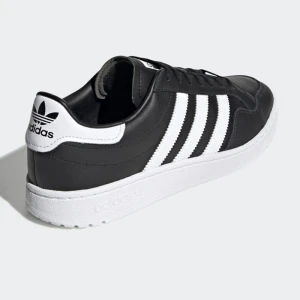 МЪЖКИ ОБУВКИ ADIDAS ORIGINAL COURT