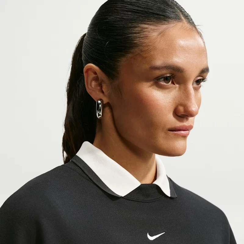 Дамска Блуза Nike W NK STDO FLC MW OS CREW - IM8082-001 Дамска Блуза Nike W NK STDO FLC MW OS CREW - IM8082-001