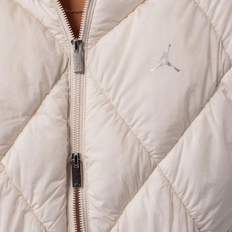 Дамско яке Nike Jordan W J BRK PUFFER JKT - IM7234-272 Дамско яке Nike Jordan W J BRK PUFFER JKT - IM7234-272