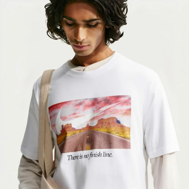 Мъжка тениска Nike M NSW CLUB TEE PHOTO - IV4888-100 Мъжка тениска Nike M NSW CLUB TEE PHOTO - IV4888-100